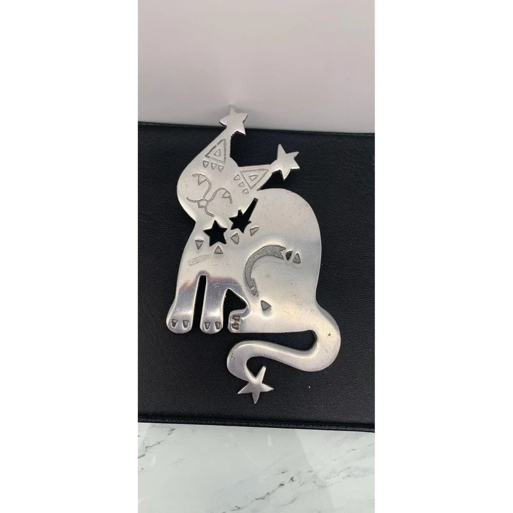 Vintage Handmade Artisan Large Silver Tone Cat Cat Lovers Celestial Brooch